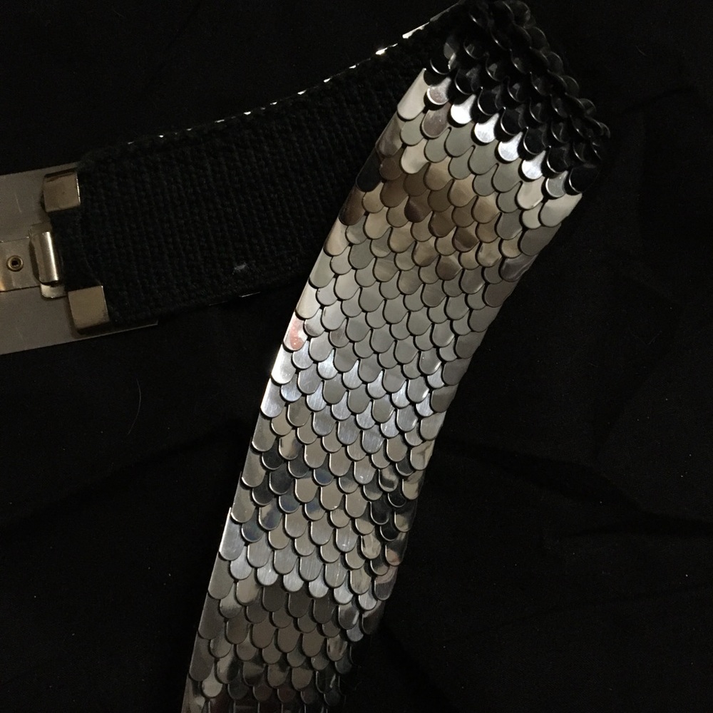 Belt - Picture 2 of 3